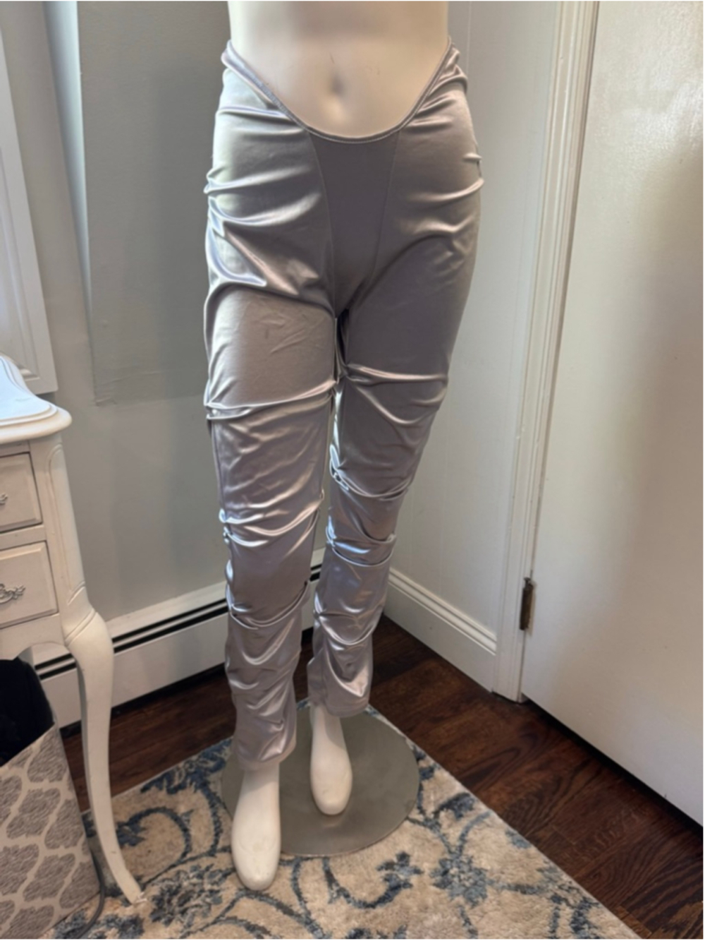 Women's silver Fashion Nova stacked pants V-waist design & allover ruching pants